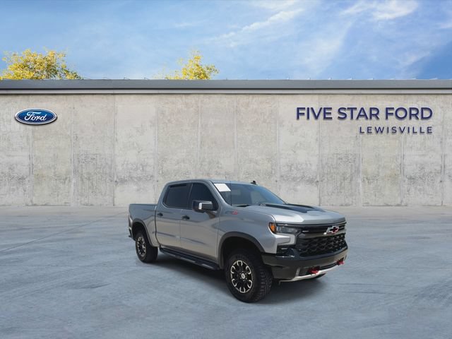 Used 2023 Chevrolet Silverado 1500 ZR2 w/ Technology Package AWD/4WD image 2