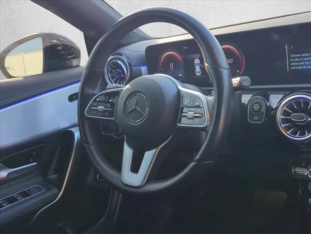 Used 2022 Mercedes-Benz CLA 250 4MATIC image 29