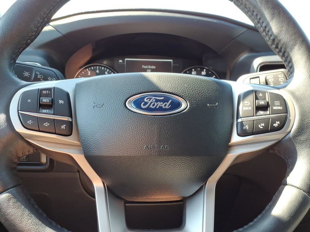 Certified 2023 Ford Explorer XLT w/ Equipment Group 202A AWD/4WD image 23