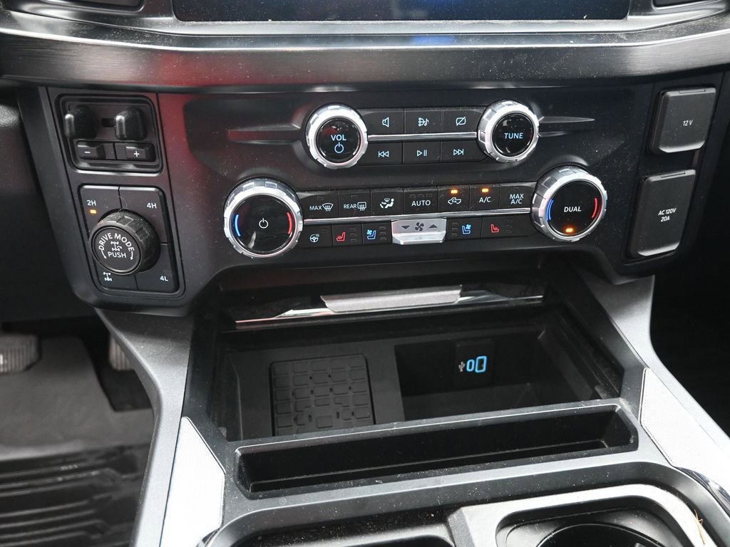 Certified 2023 Ford F250 Lariat w/ Lariat Ultimate Package AWD/4WD image 12