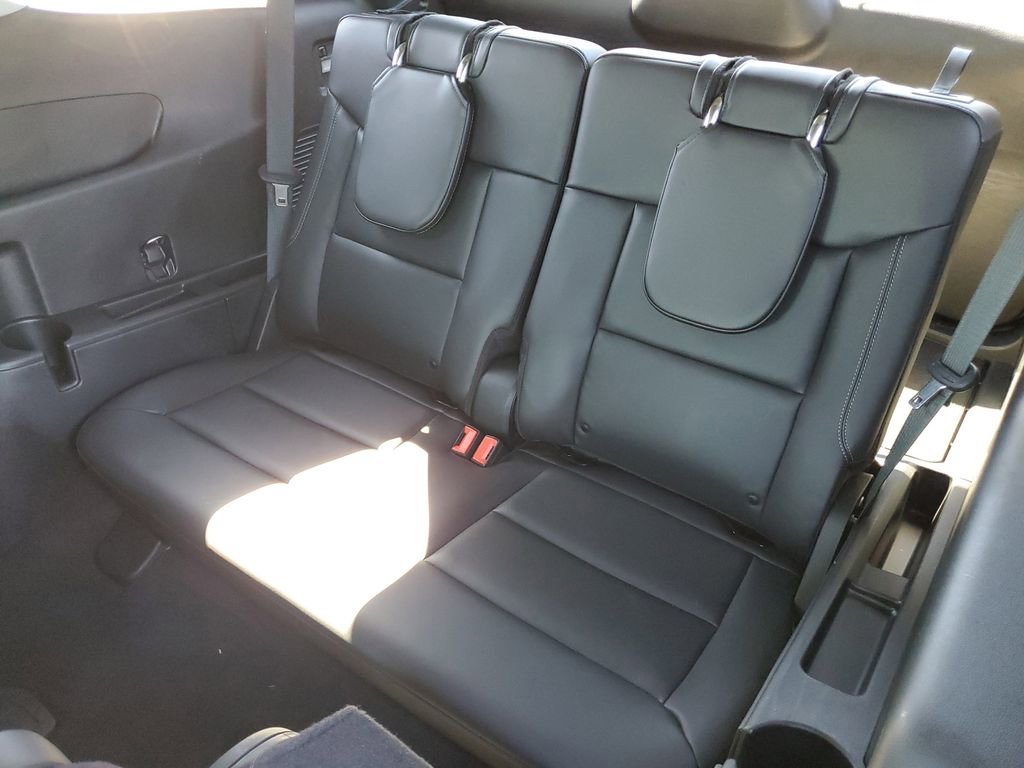 Certified 2022 Ford Explorer XLT w/ Equipment Group 202A image 35