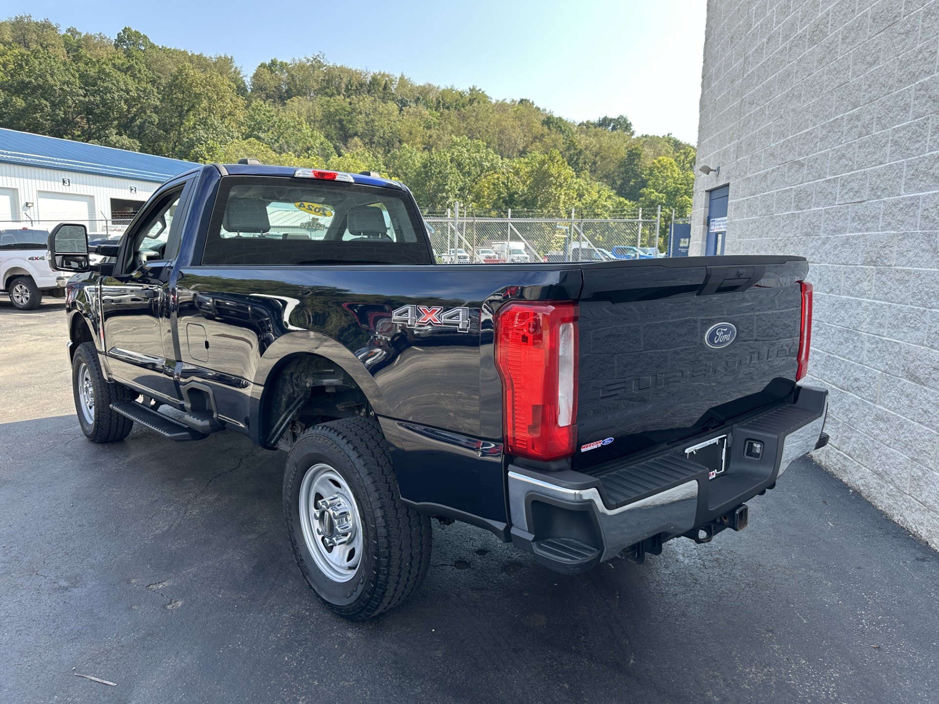 Certified 2024 Ford F350 XL w/ Snow Plow/Camper Package AWD/4WD image 5