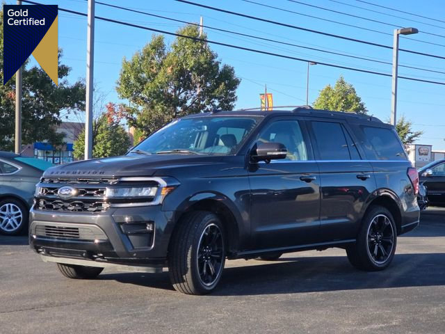 Certified 2022 Ford Expedition Limited image 1