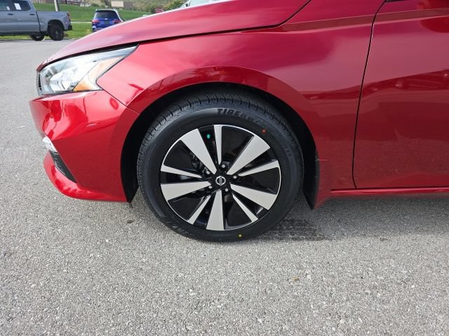 Used 2021 Nissan Altima 2.5 SV AWD/4WD image 9