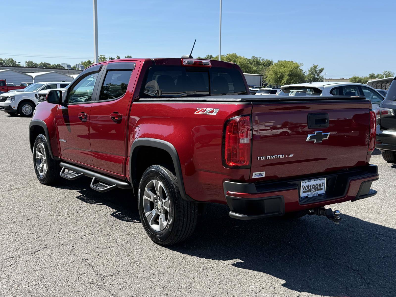 Used 2018 Chevrolet Colorado Z71 AWD/4WD image 4