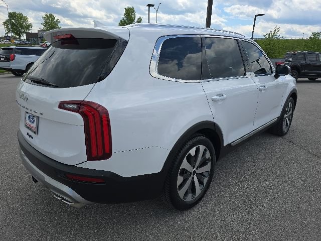 Used 2022 Kia Telluride EX w/ EX Premium Package FWD image 5
