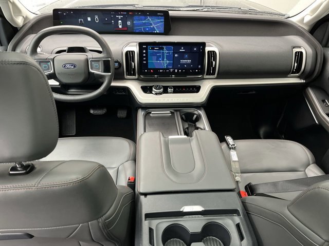 Certified 2025 Ford Expedition Max Active AWD/4WD image 4