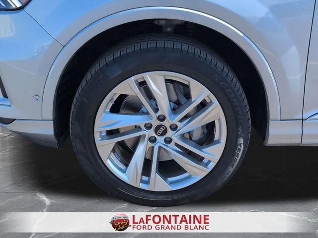 Used 2024 Audi Q7 3.0T Premium Plus AWD/4WD image 34