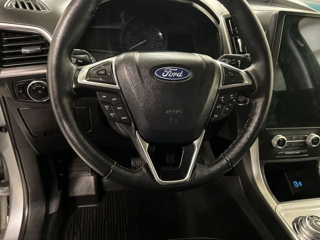 Certified 2024 Ford Edge SEL AWD/4WD image 9