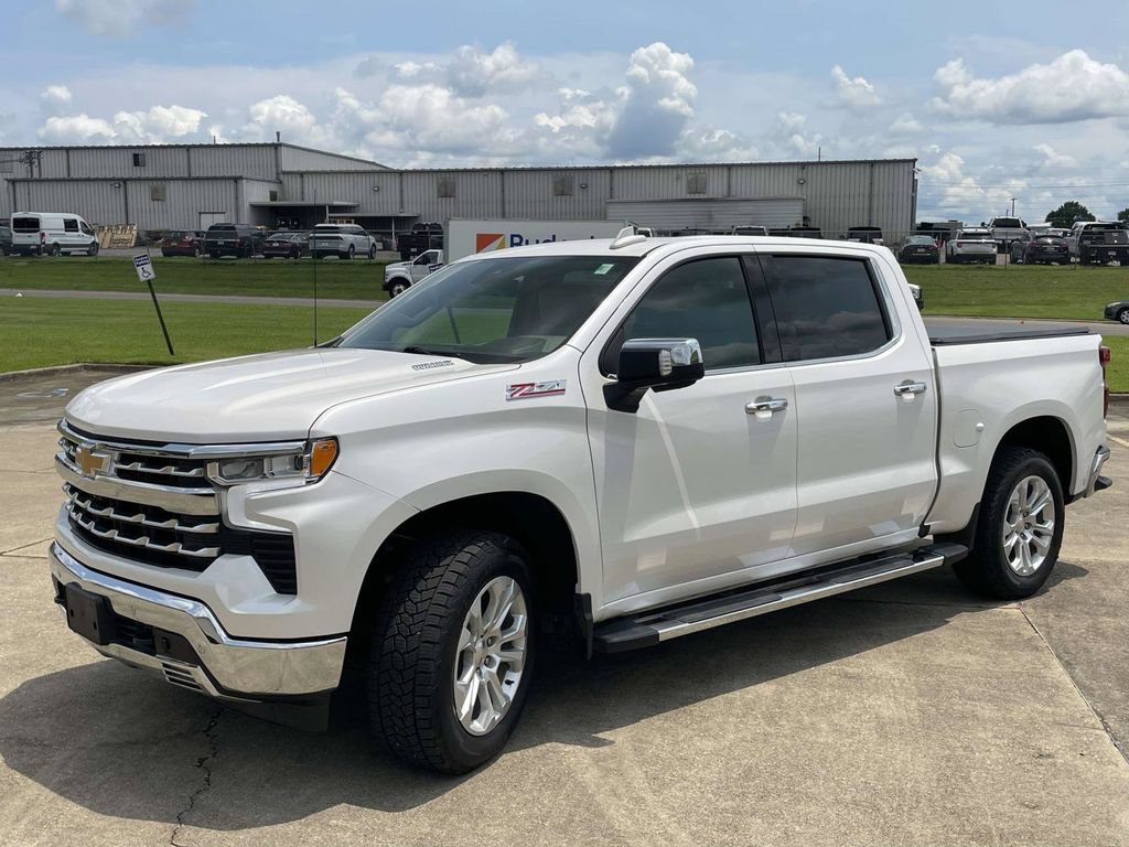 Used 2023 Chevrolet Silverado 1500 LTZ w/ LTZ Convenience Package II AWD/4WD image 7
