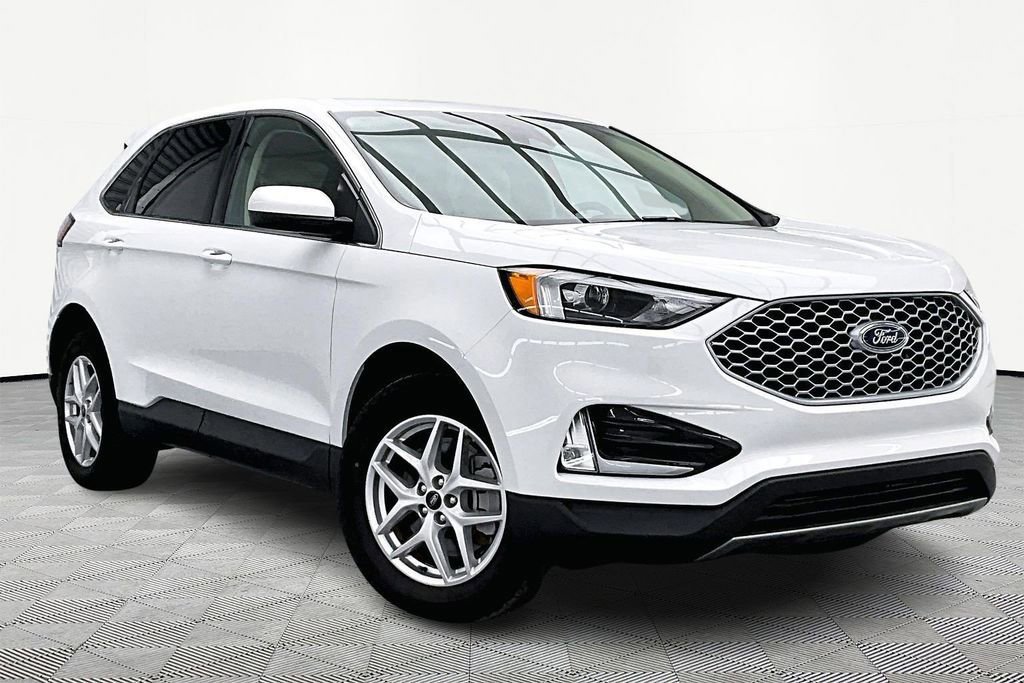 Certified 2024 Ford Edge SEL w/ Convenience Package image 5