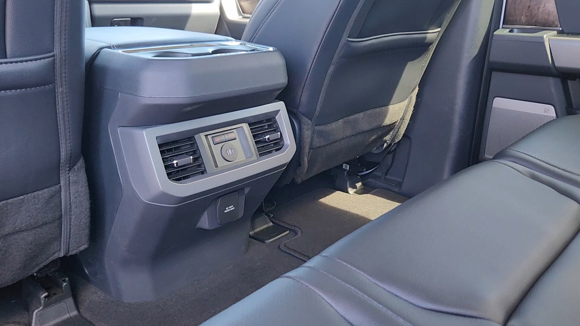 Certified 2026 Ford F250 Lariat AWD/4WD image 17