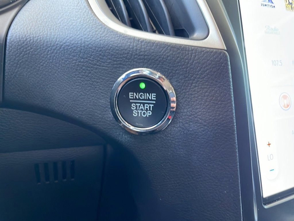 Certified 2024 Ford Edge SE w/ Black Appearance Package image 22