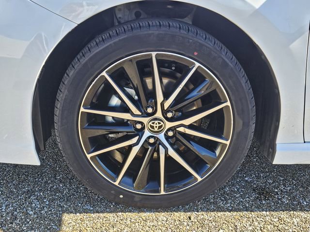 Used 2024 Toyota Camry SE image 27