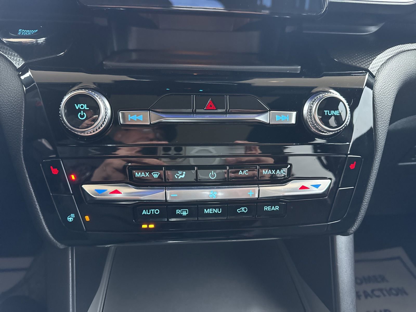 Certified 2024 Ford Explorer ST-Line w/ Class IV Trailer Tow Package image 36