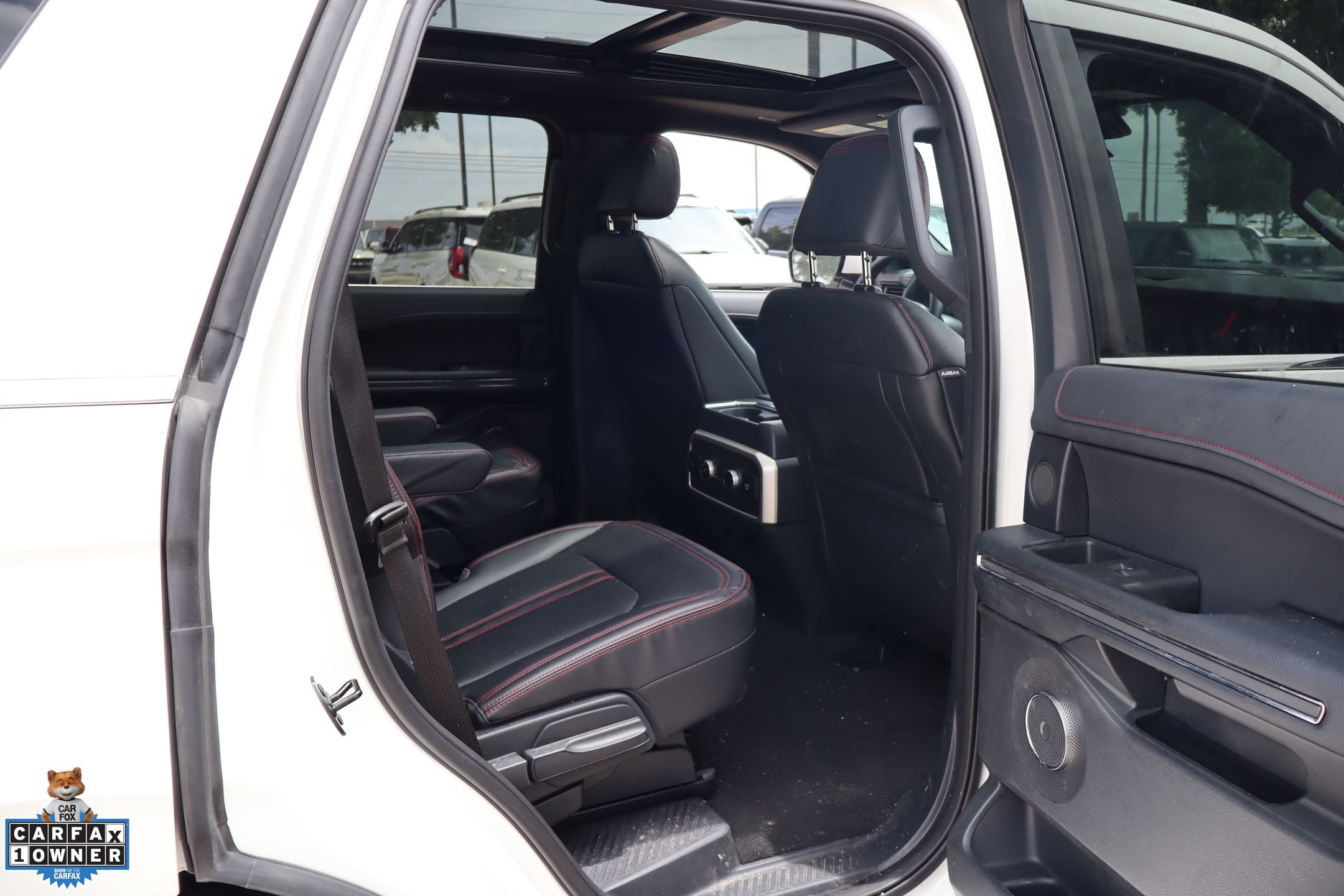Certified 2024 Ford Expedition Limited AWD/4WD image 30