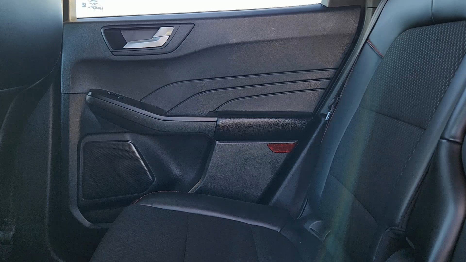 Certified 2025 Ford Escape ST-Line Select image 17