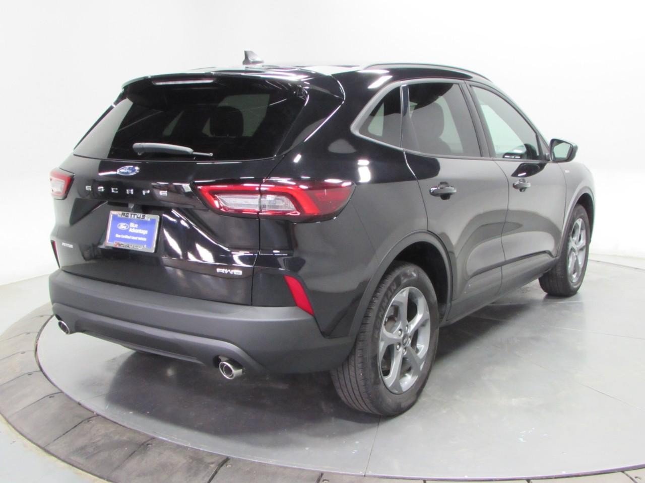 Certified 2025 Ford Escape ST-Line Select AWD/4WD image 7
