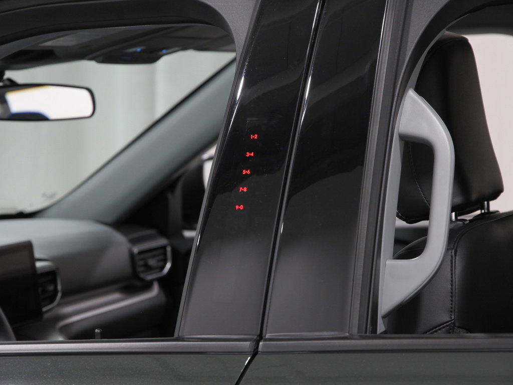 Certified 2023 Ford Explorer XLT w/ Equipment Group 202A image 4