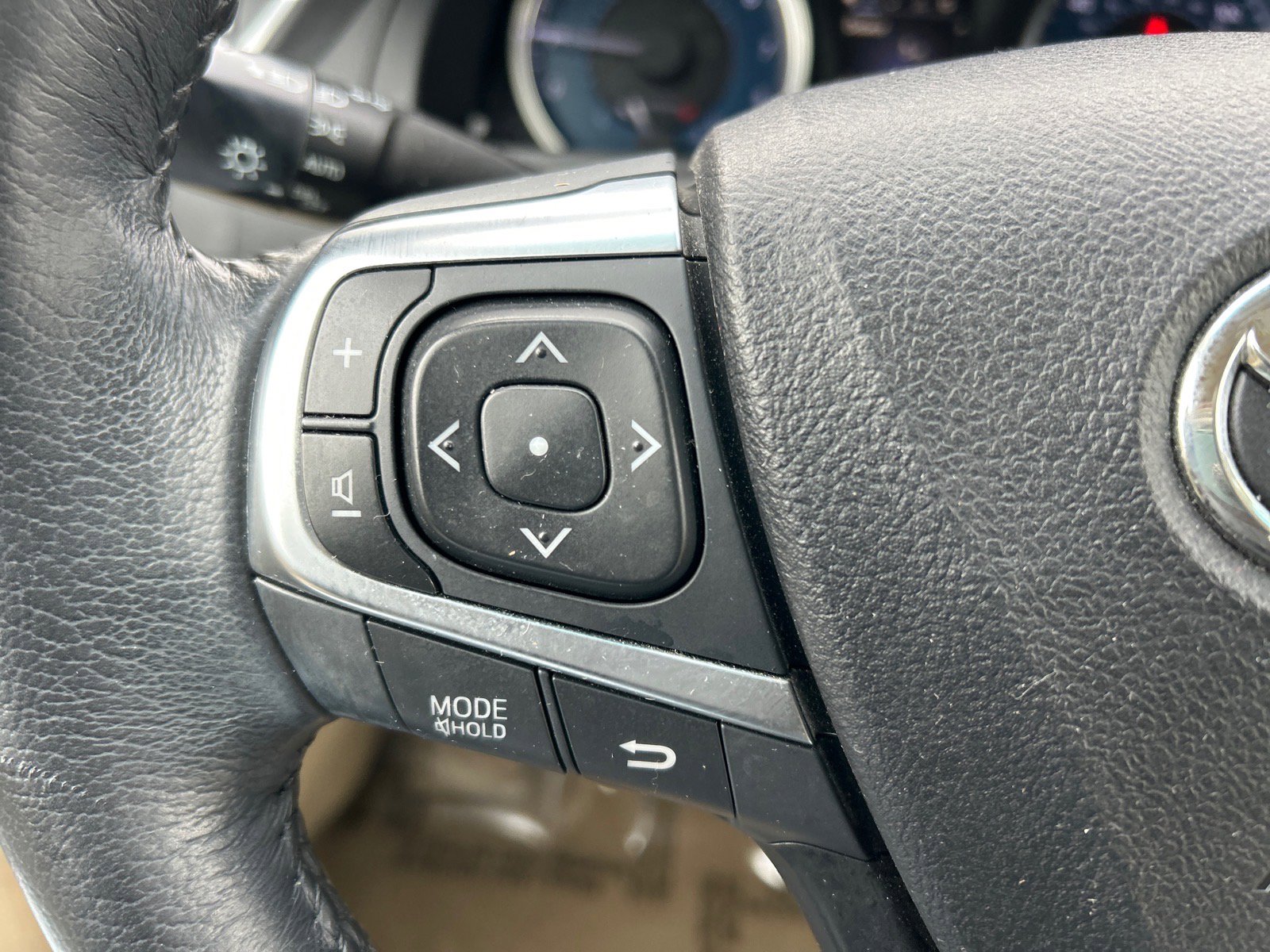 Used 2017 Toyota Camry XLE image 21