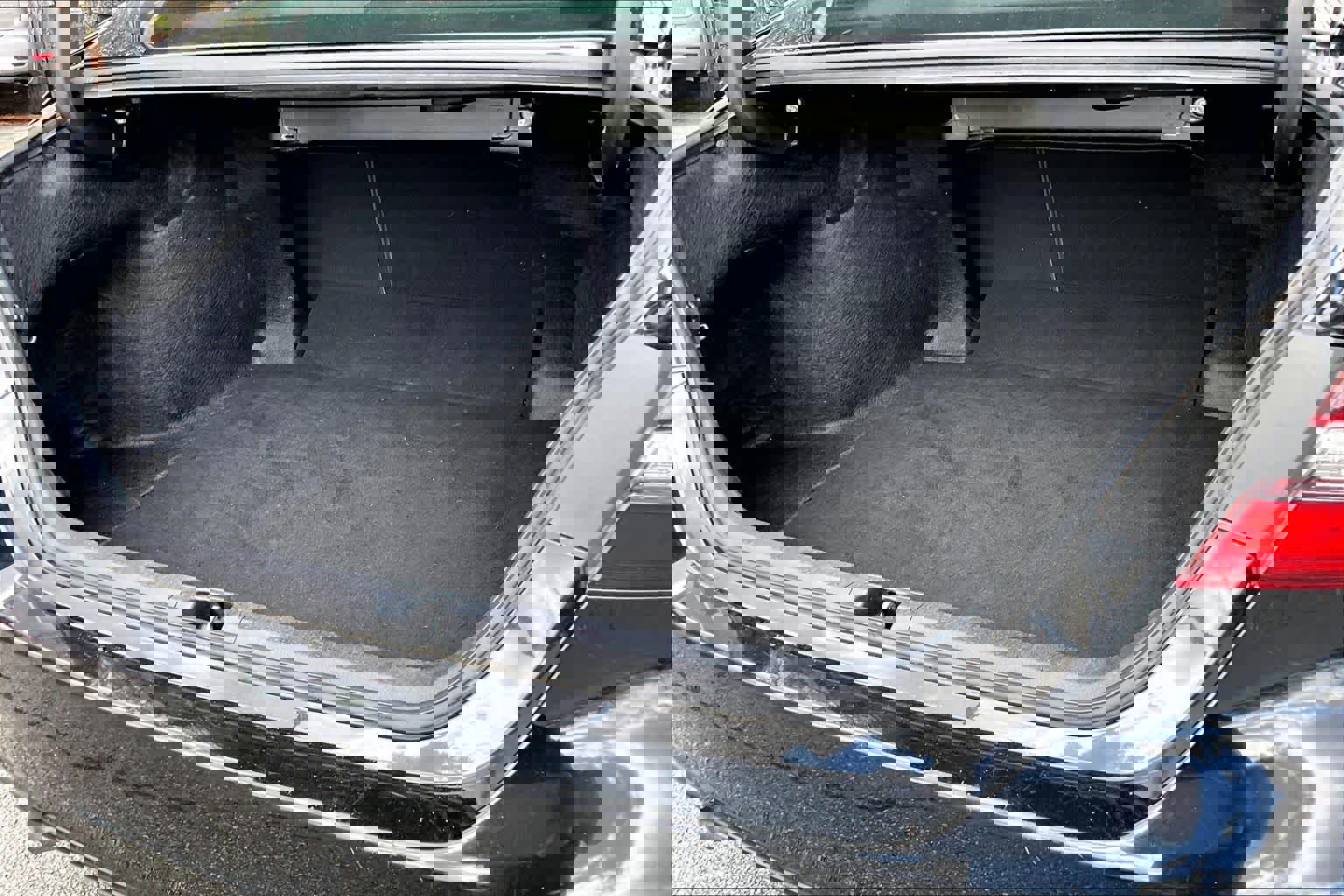 Used 2024 Toyota Camry XSE image 32