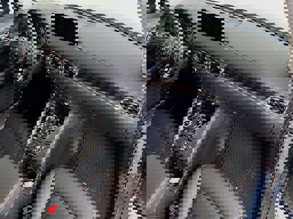 Used 2025 MAZDA CX-5 Carbon Edition image 33