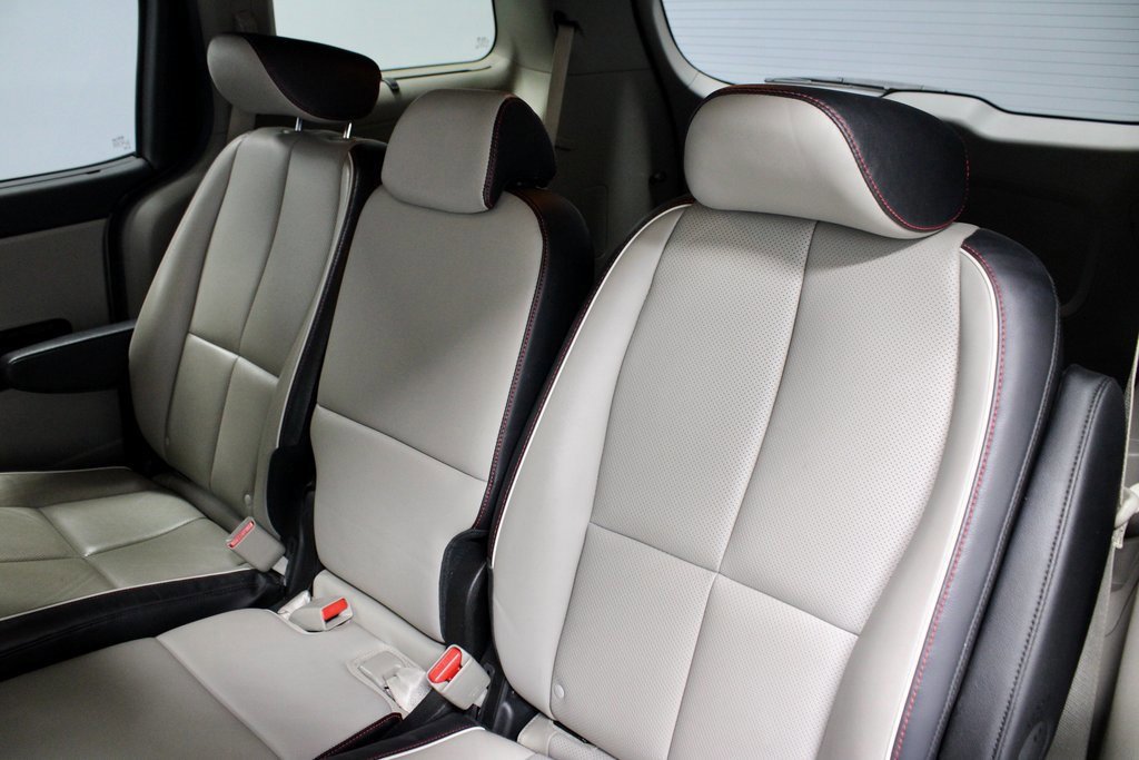 Used 2021 Kia Sedona SX image 24