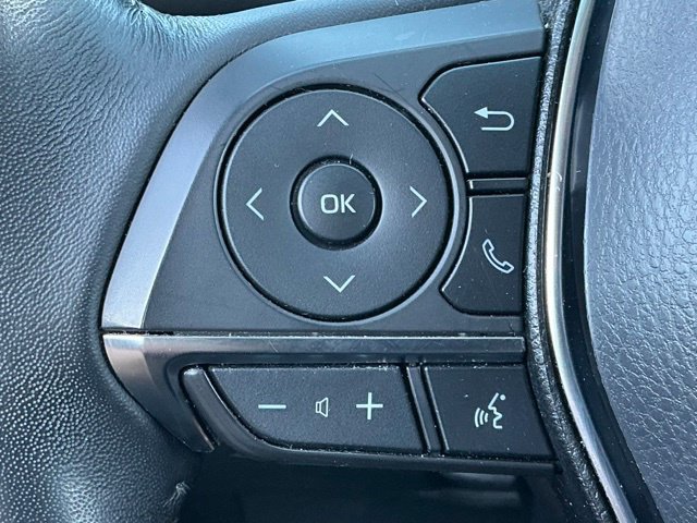 Used 2019 Toyota Camry XSE FWD image 32