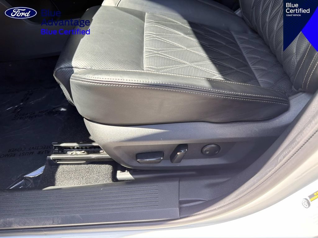 Used 2023 Nissan Rogue Platinum FWD image 18