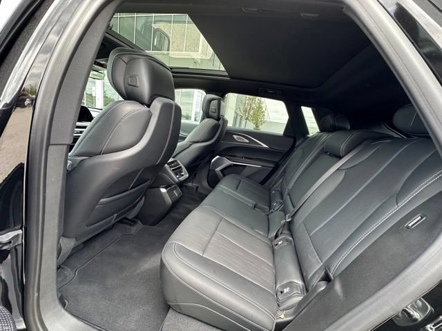 Used 2024 Cadillac Lyriq Sport AWD/4WD image 11