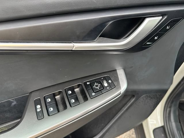 Used 2024 Kia EV6 Light AWD/4WD image 15