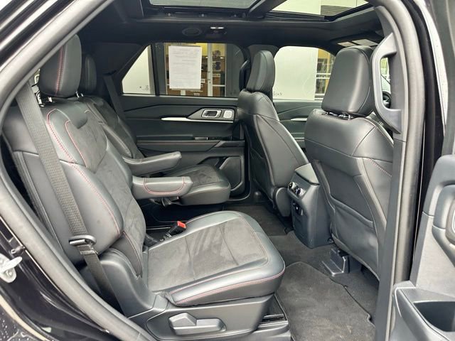 Certified 2025 Ford Explorer ST w/ Sun And Sound Package image 62