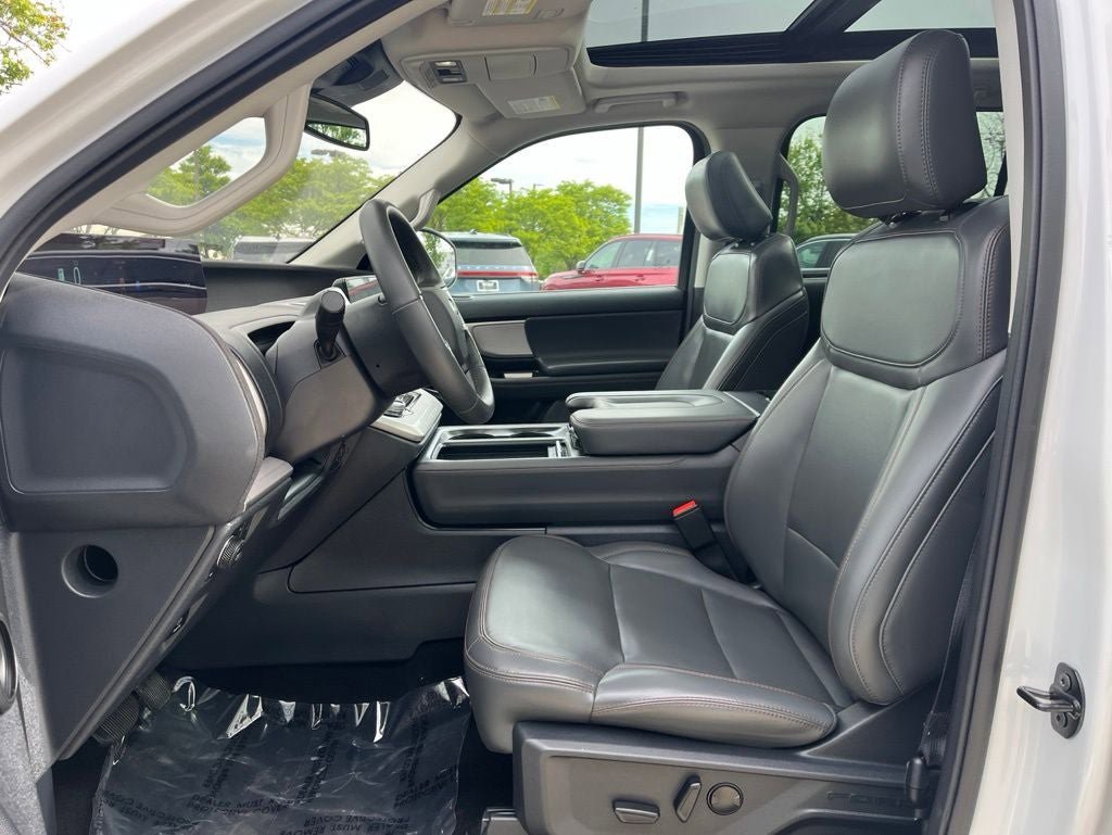 Certified 2025 Ford Expedition Max Active AWD/4WD image 25