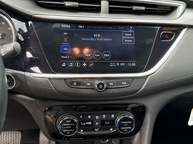 Used 2022 Buick Encore GX Select FWD image 31