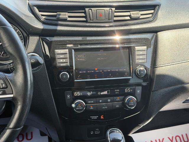 Used 2018 Nissan Rogue SV w/ Premium Package AWD/4WD image 20