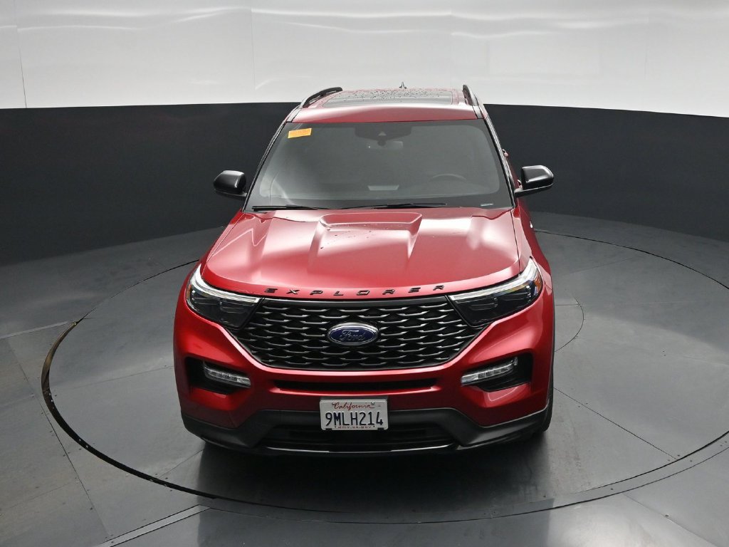 Certified 2024 Ford Explorer ST-Line w/ Class IV Trailer Tow Package RWD image 38