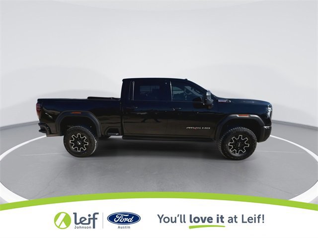 Used 2024 GMC Sierra 2500 AT4X image 4