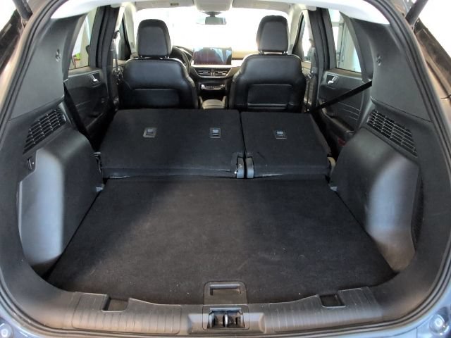 Certified 2024 Ford Escape Platinum AWD/4WD image 31