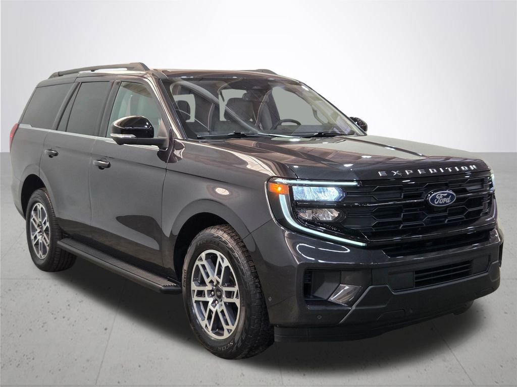 Certified 2025 Ford Expedition Active image 8