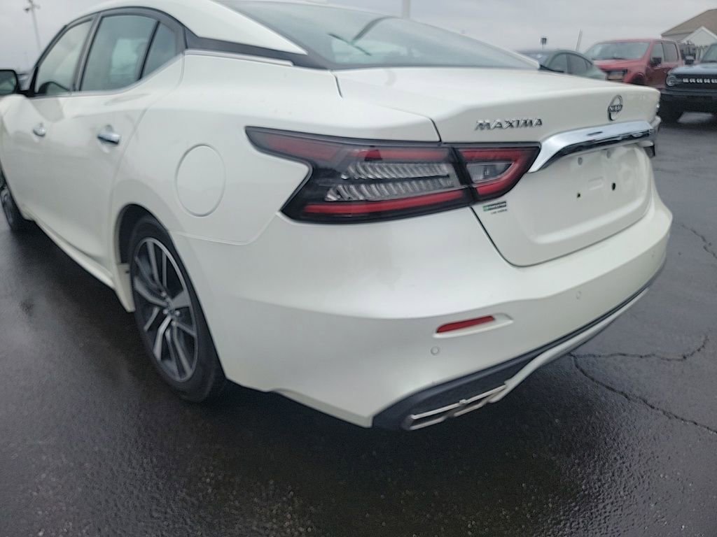 Used 2023 Nissan Maxima SV w/ Floor Mat Group image 10