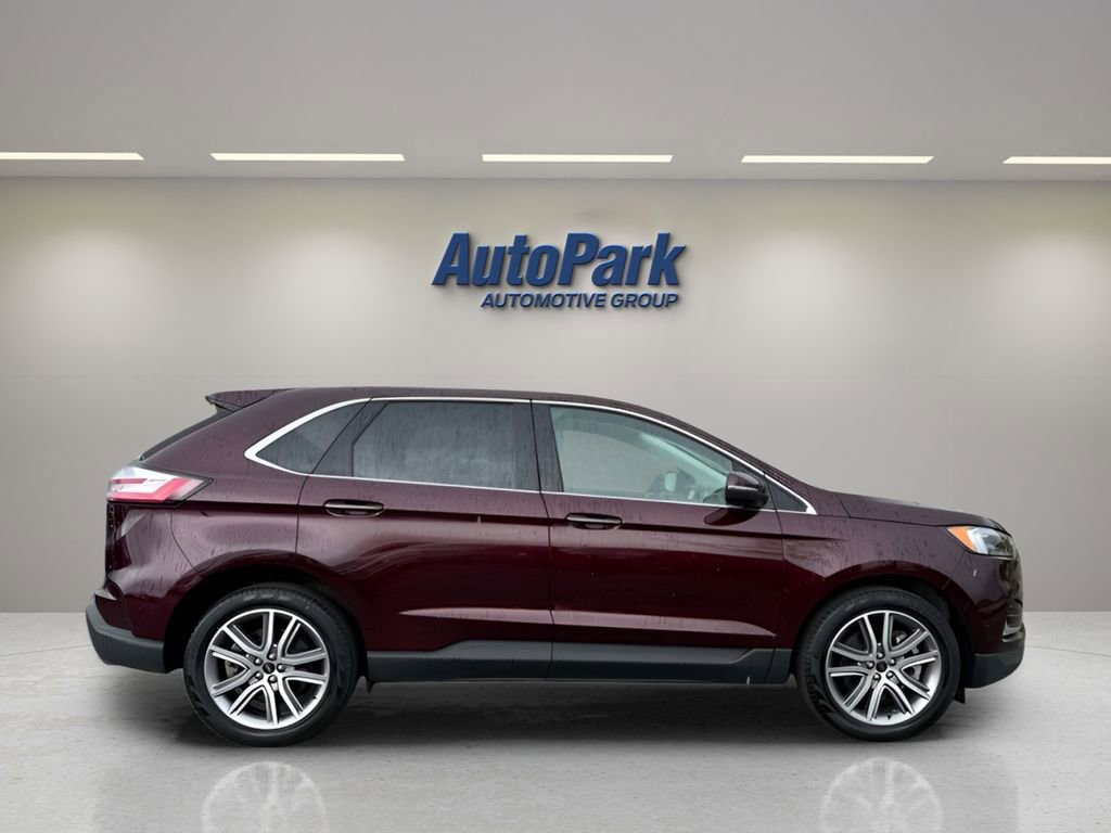 Certified 2024 Ford Edge Titanium w/ Equipment Group 301A AWD/4WD image 9