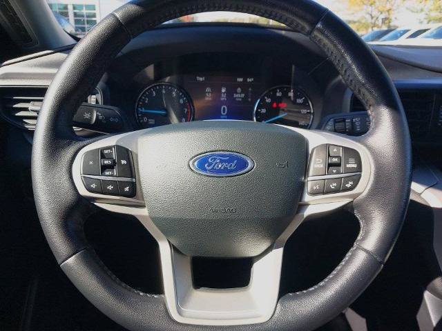 Certified 2023 Ford Explorer XLT RWD image 18
