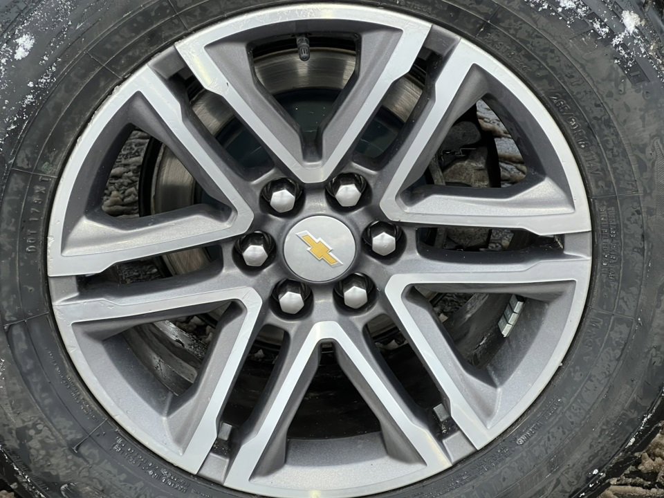 Used 2020 Chevrolet Colorado W/T w/ Custom Special Edition image 8