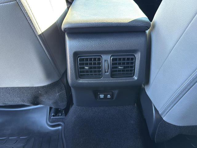 Used 2025 Toyota Camry SE w/ Convenience Package image 22