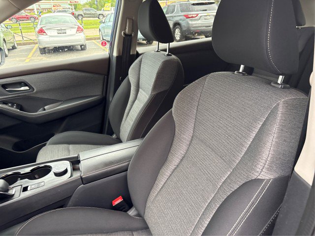 Used 2021 Nissan Rogue SV AWD/4WD image 9