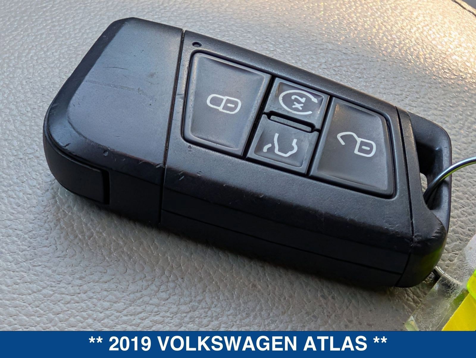 Used 2019 Volkswagen Atlas SEL FWD image 34