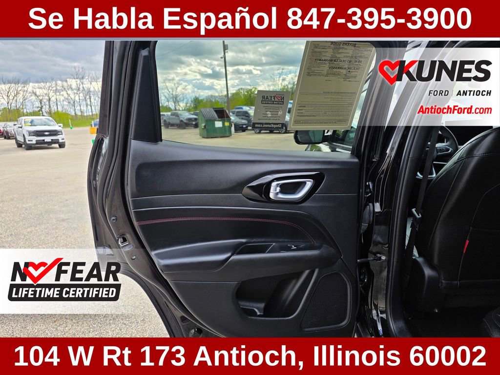 Used 2024 Jeep Compass Trailhawk AWD/4WD image 23