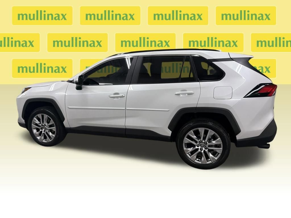 Used 2025 Toyota RAV4 XLE Premium image 6