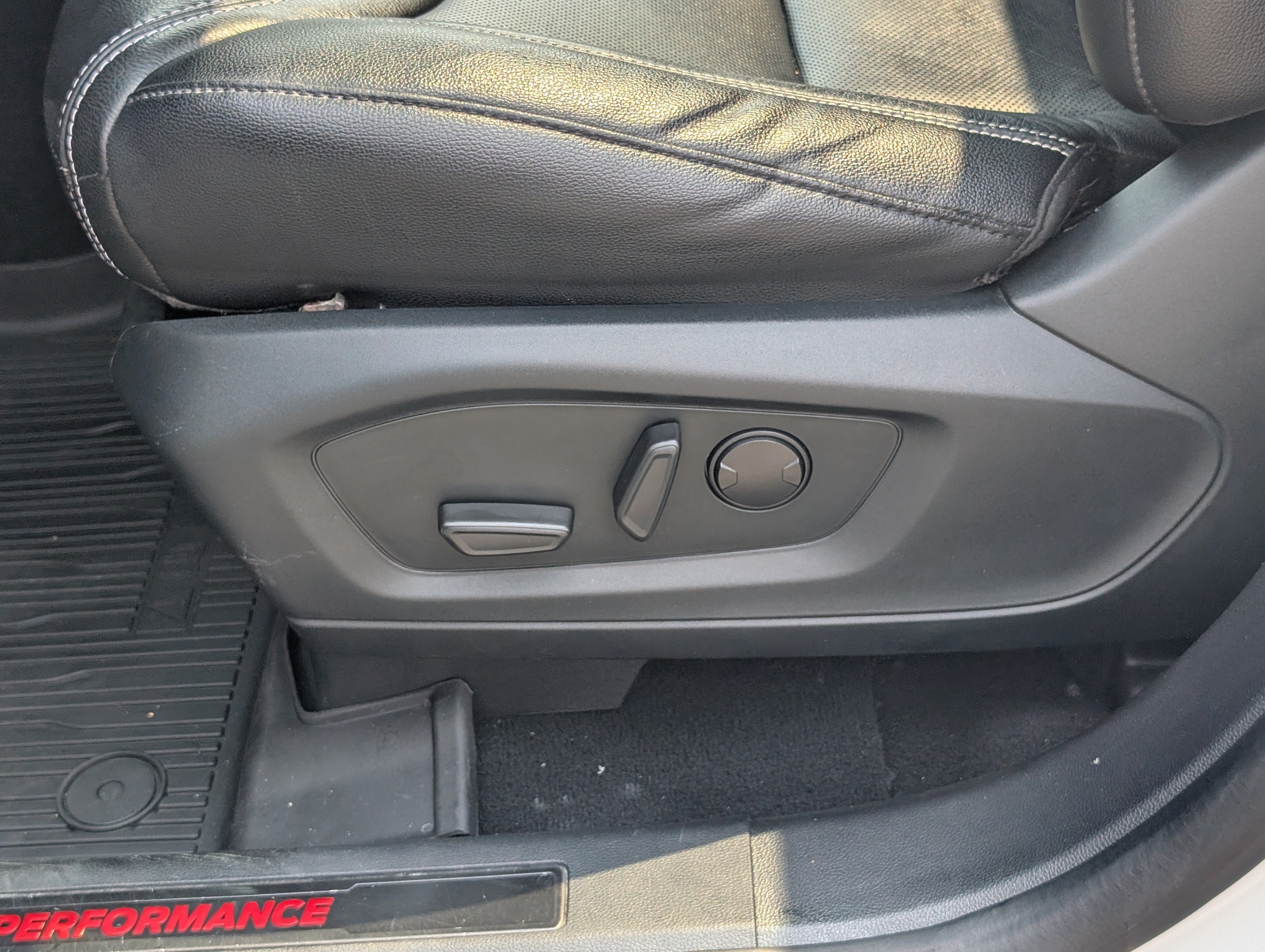 Certified 2020 Ford Explorer ST AWD/4WD image 28