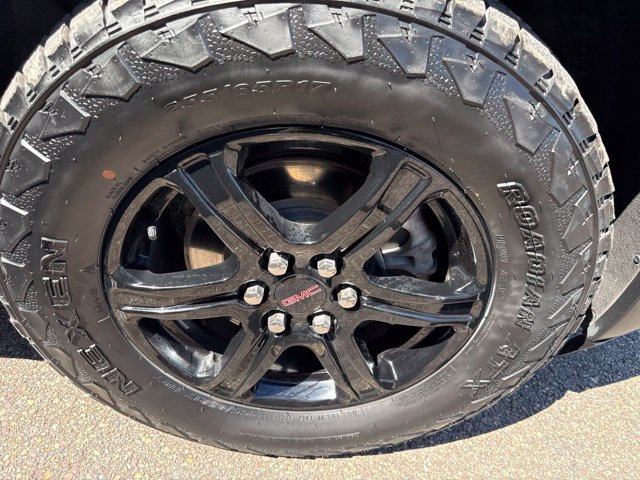 Used 2022 GMC Acadia AT4 w/ Preferred Package AWD/4WD image 14